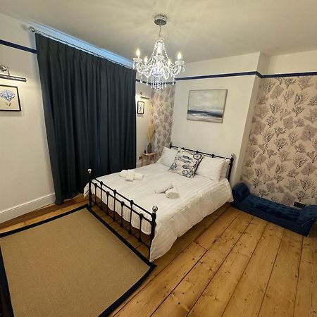 Mill Hill Guest House كاوز المظهر الخارجي الصورة